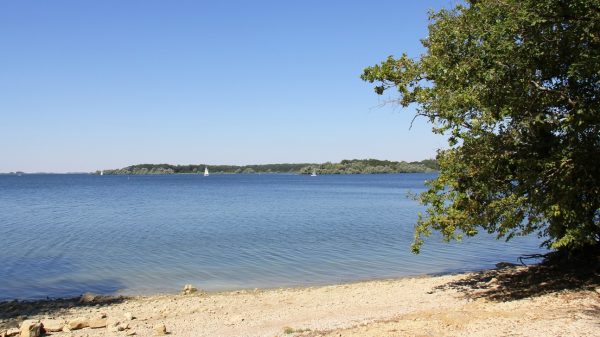 Lago del Der Chantecoq en Alto Marne