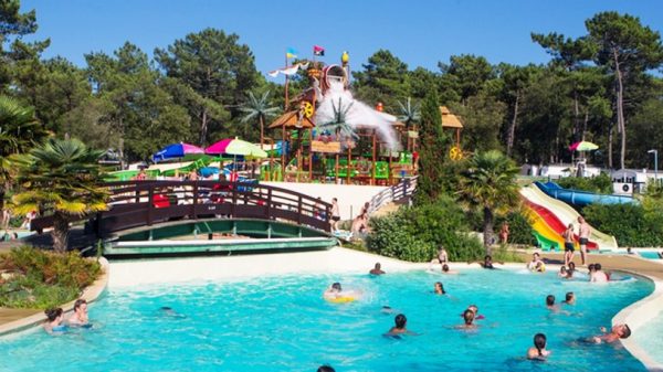 A water park at a campsite in Gironde