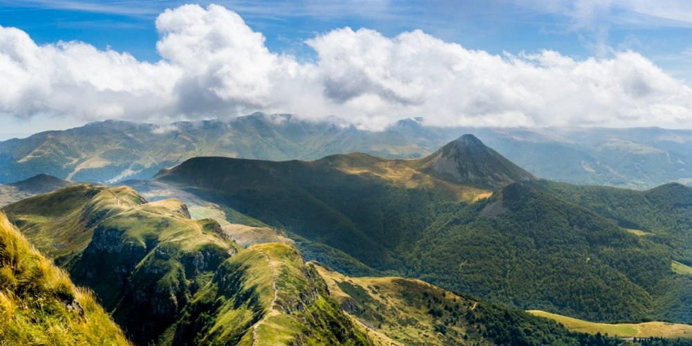 Volcanoes of Auvergne, camping in eruption - What to see in France ...