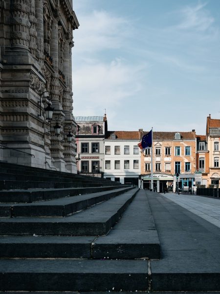 Les escaliers de l'hôtel de ville à Roubaix