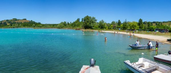 Direct access to the beach from the campsite