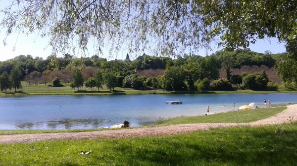 La playa del estanque de Nantheuil
