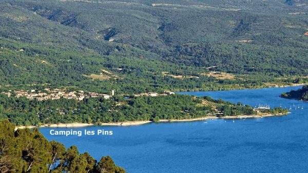 Access to the lake from the campsite