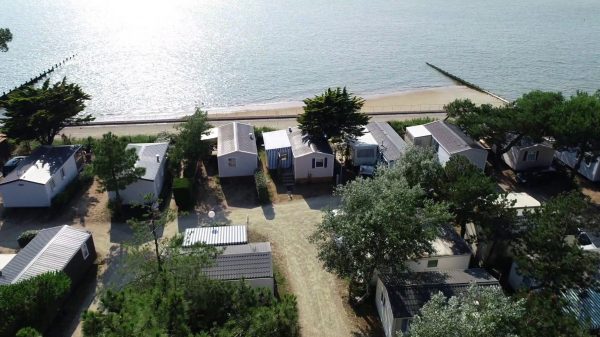 Mobilheime mit Meerblick