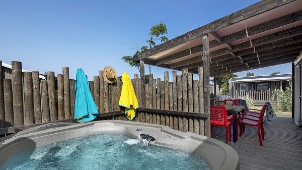 Die Premium-Reihe mit Whirlpool, zwischen 2 und 4 Schlafzimmern