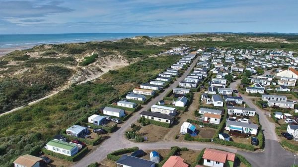 A 5-star campsite just a stone’s throw from the beach
