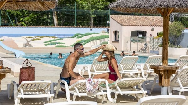 ABRI DE CAMARGUE (Le Grau-du-Roi - 30)