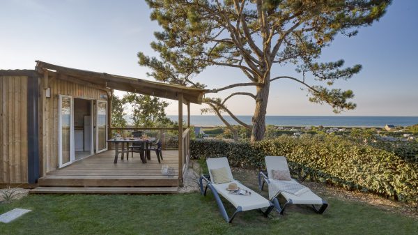 Campingverhuur met uitzicht op zee