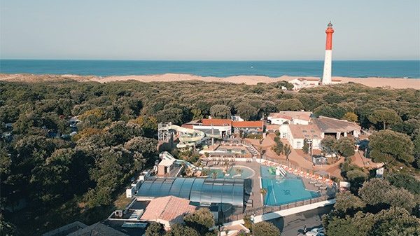 Le parc aquatique d'un camping en bord de mer