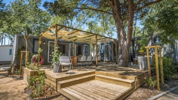 Camping Les Vagues **** in Vendres