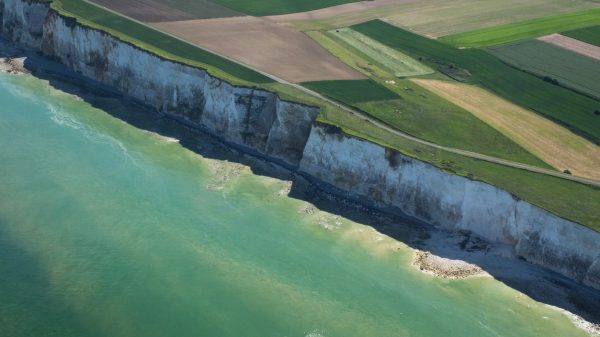Vuelo sobre la Costa de Ópalo 
