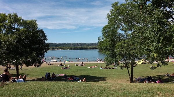 Beach on the shores of the Lac des Eaux Bleues