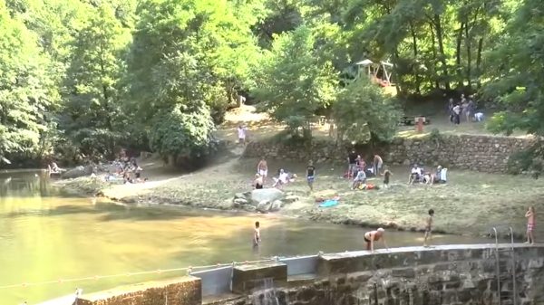  Zona de baño de la Neuve