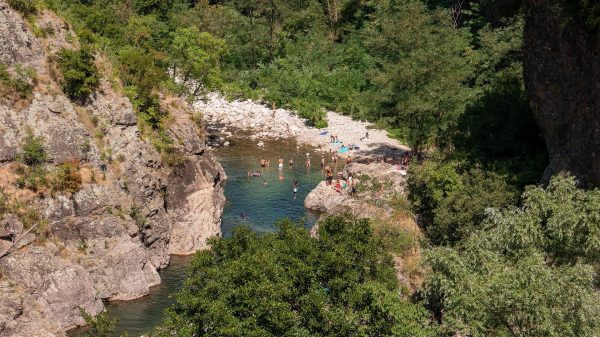 Baño en el Lignon en la playa de la Turbine