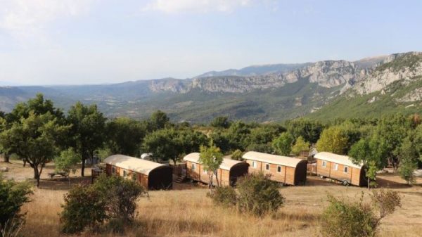 Camping de l'Aigle in Aiguines near Moustiers-Sainte-Marie