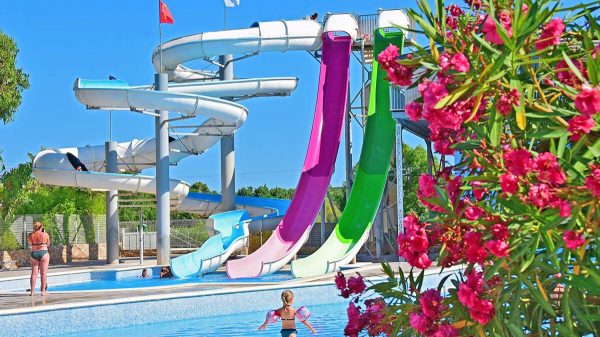 Die Kamikaze-Rutschen des Campingplatzes