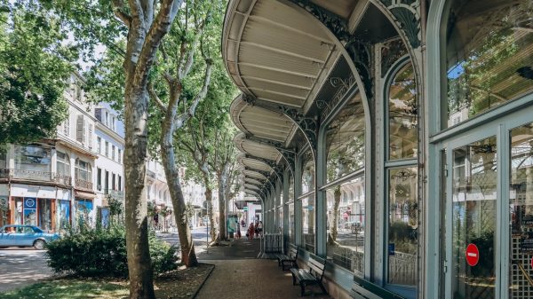 Famous walks in the Parc des Sources in Vichy