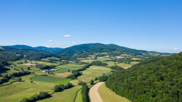 Blick auf den Regionalen Naturpark Morvan 