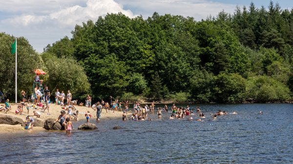 El lago de Lastioulles, una playa con aguas de calidad