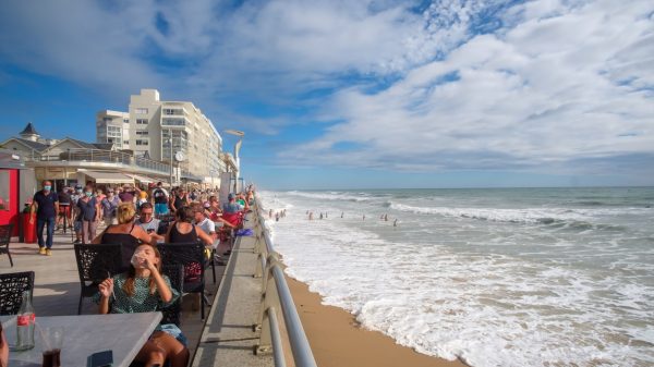 Pause gourmande et balade le long de la plage