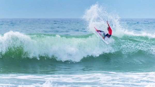 Surfen tijdens de Lacanau Pro 