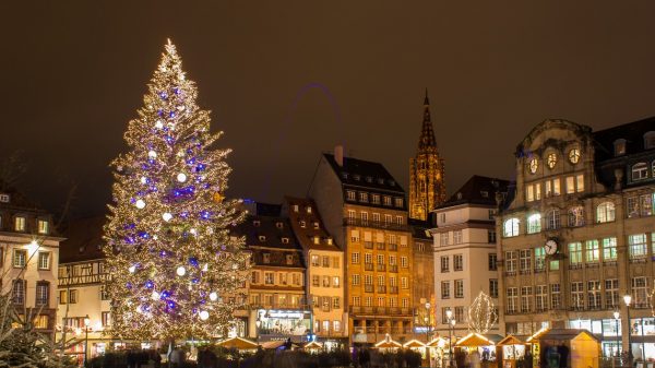 Kerstboom op het Kléberplein in Straatsburg