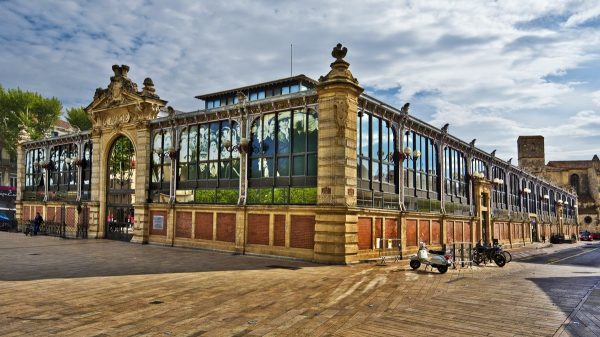 Les halles de Narbonne, marché couvert