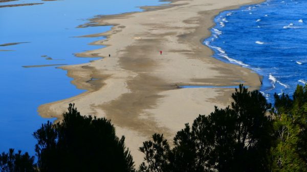 Plage de la Franqui, entre étang Lapalme et mer Méditerranée
