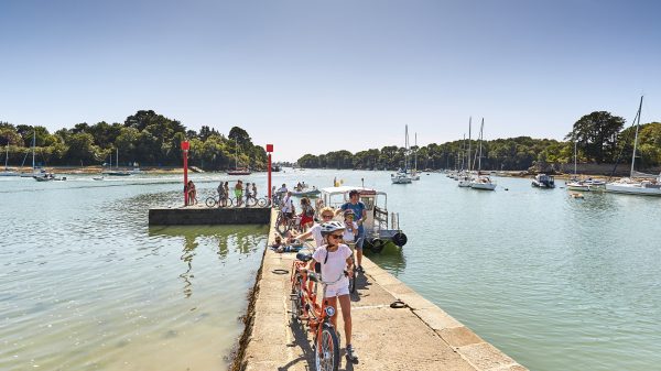 Bootsausflug vom Hafen von Conleau, Fahrrad an Bord