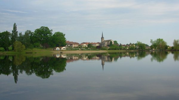 Le lac Saint-Fortunat et Flavignac
