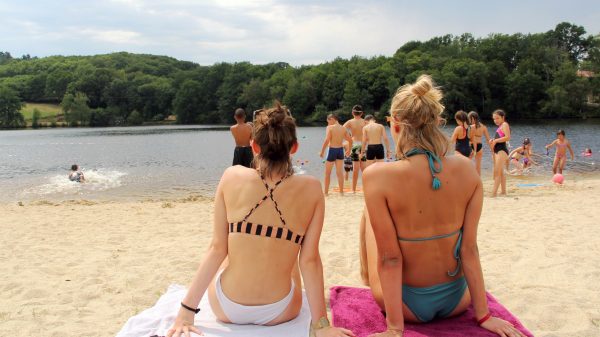 La plage de Sagnat, pour une baignade au vert