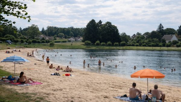 Direkter Zugang zum Strand des Sees von Ihrem Campingplatz aus