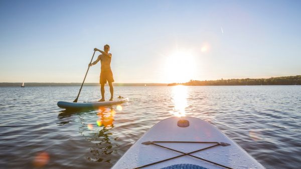 Probieren Sie unter anderem Paddeln auf dem See von Cazaux aus