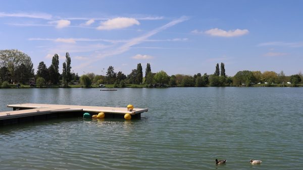 A swim at Lake Belle Isle, in Châteauroux