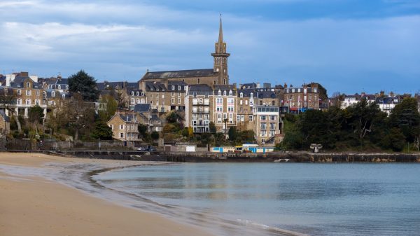 Der Strand „Plage du Prieuré“ in Dinard