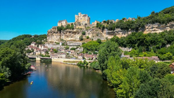 Vue aérienne du château de Beynac, Dordogne
