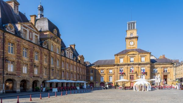De Place Ducale in Charleville-Mézières