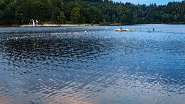 Le lac de Viam