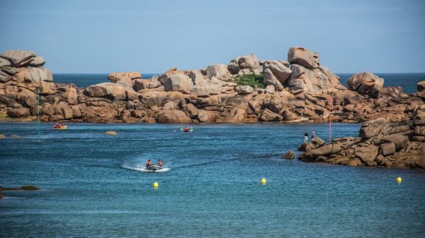 Water sports in Ploumanac’h