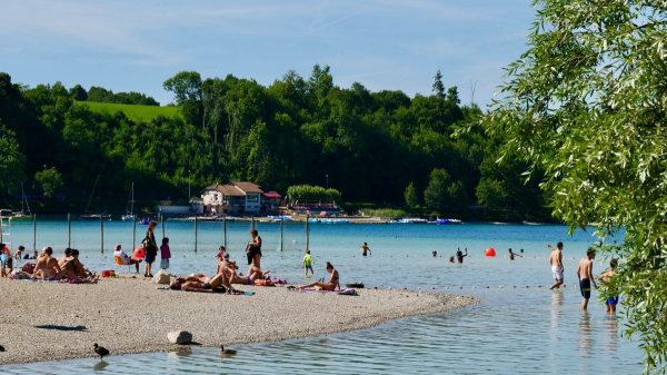 The municipal beach at Charavines, on Lake Paladru