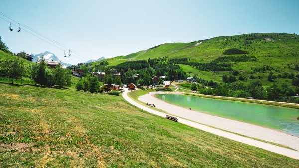 Swimming at altitude at Lac de la Buissonnière
