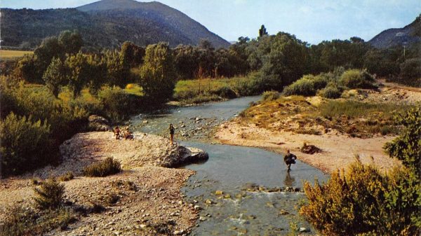 Swimming in the Pont au Jas area, on the Lez