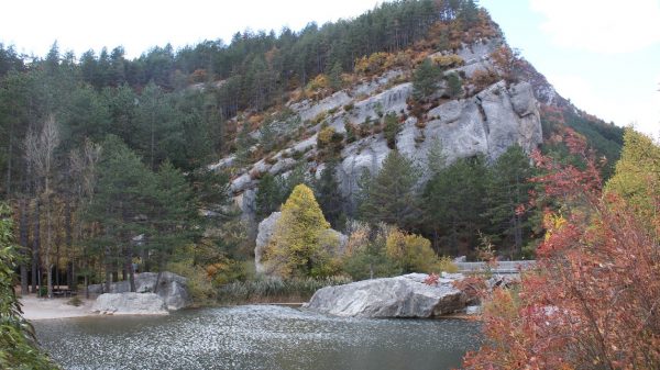 The Claps in autumn, in the commune of Luc-en-Diois