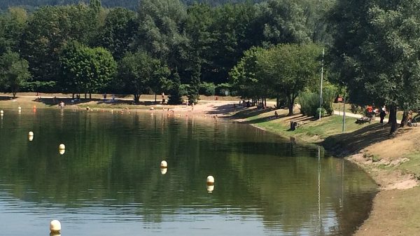 Badezone am See von Remiremont