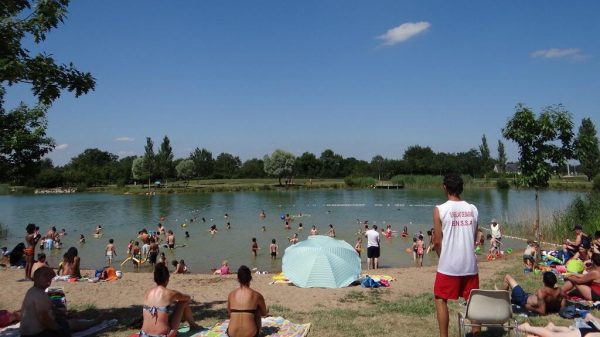 Disfruta de la playa en Le Louroux Béconnais