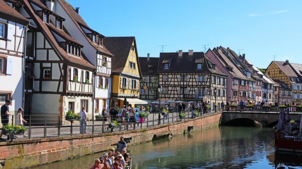 The charm of Colmar’s old town and its canals 