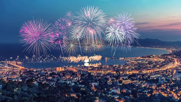 Het Internationale Vuurwerkfestival van Cannes 
