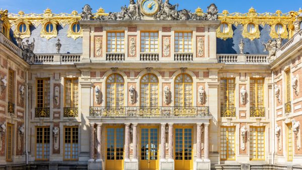 Fassade des Schlosses von Versailles