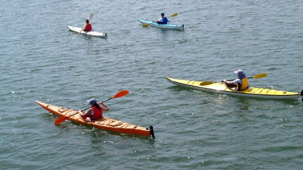 Excursión en kayak de mar por la Costa de Jade 