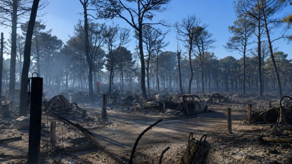 Une partie du camping le Brasilia a été touché par les flammes